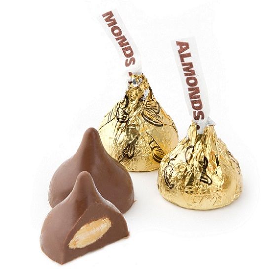 Hershey Kisses Almond Milk Chocolate 127g